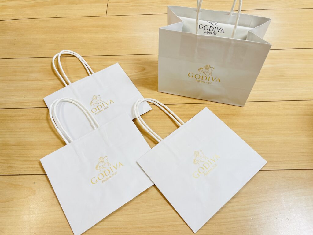 GODIVA 紙袋 手土産 プチクロワッサンラスクチョコレート